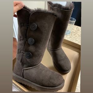 Tall dark brown Ugg’s